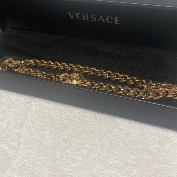 Versace Jewelry - Versace Cuban link chocked necklace